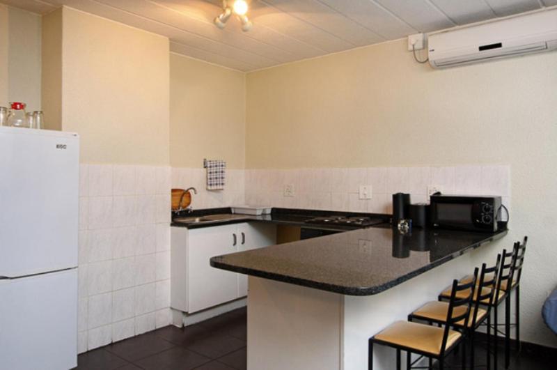 Vetho 2 Apartments Or Tambo Airport Kempton Park Exterior photo
