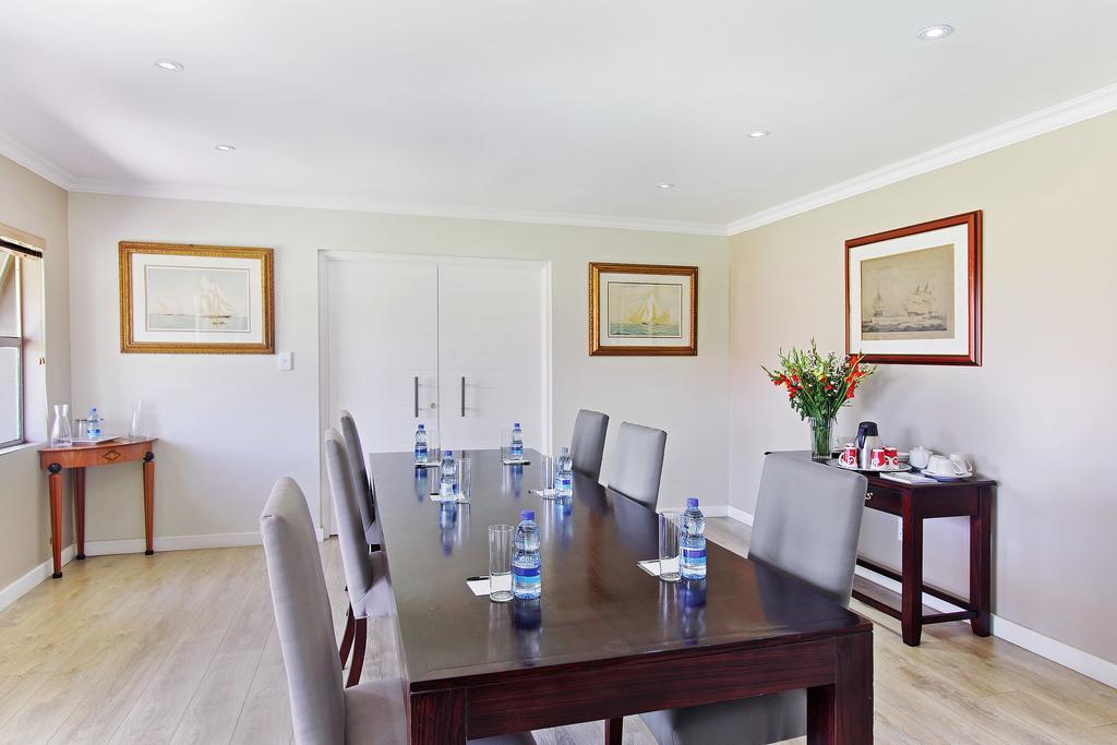 Vetho 2 Apartments Or Tambo Airport Kempton Park Room photo