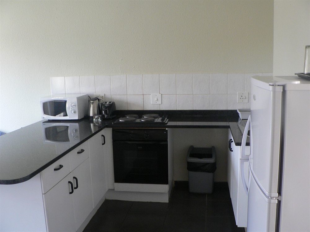 Vetho 2 Apartments Or Tambo Airport Kempton Park Exterior photo