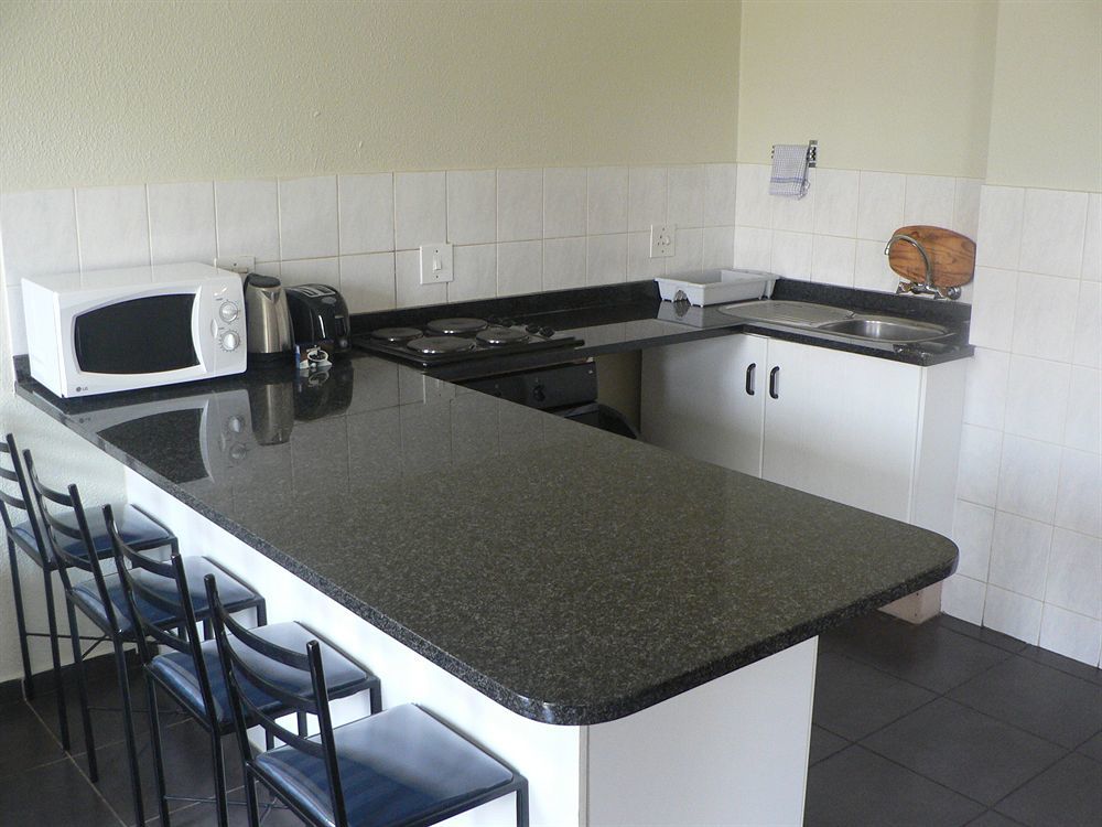 Vetho 2 Apartments Or Tambo Airport Kempton Park Exterior photo